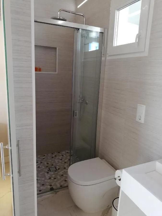 Nueva suite jacuzzi relax beach&mountain Palamós Bed and breakfast
