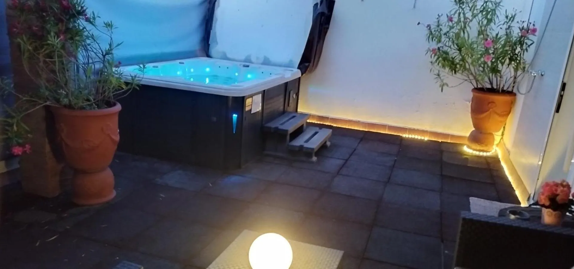 Nueva suite jacuzzi relax beach&mountain Palamós 0*,  España